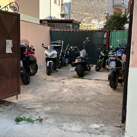 Sa Marina Bed & Breakfast La Caletta Luaran gambar